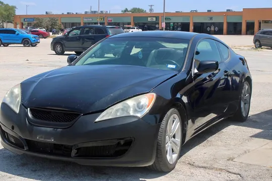 2012 Hyundai Genesis Coupe 2.0T Coupe 2D