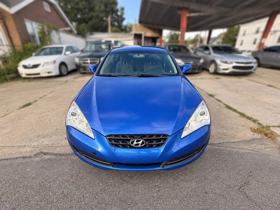 2012 Hyundai Genesis Coupe - Image 2 of 11