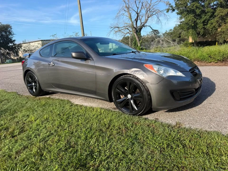 2012 Hyundai Genesis Coupe - Image 3 of 10