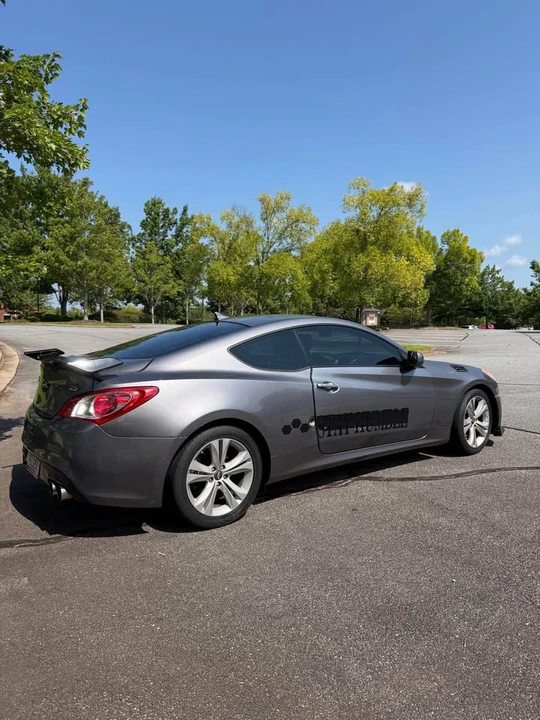 2012 Hyundai Genesis Coupe - Image 8 of 17