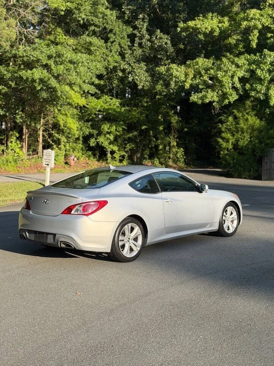 2012 Hyundai Genesis Coupe - Image 5 of 14