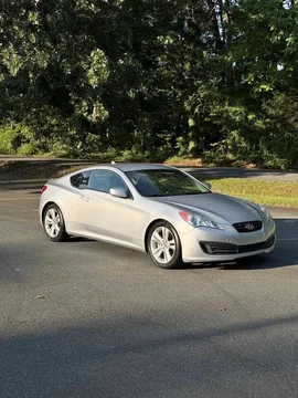 2012 Hyundai Genesis Coupe 2.0T