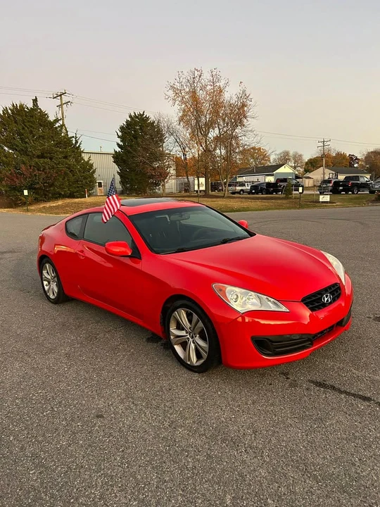 2012 Hyundai Genesis Coupe - Image 2 of 19