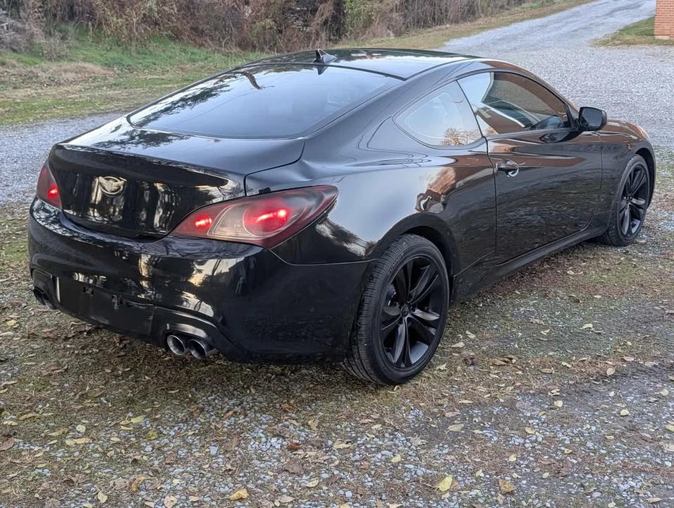 2012 Hyundai Genesis Coupe - Image 3 of 12