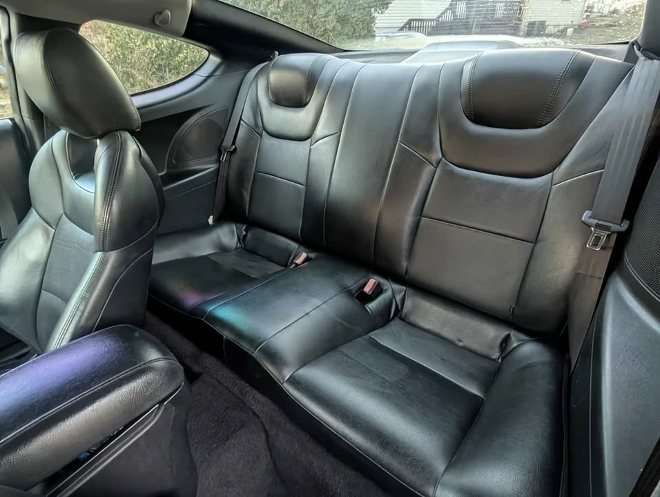 2012 Hyundai Genesis Coupe - Image 8 of 12