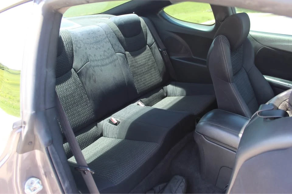 2012 Hyundai Genesis Coupe - Image 13 of 15