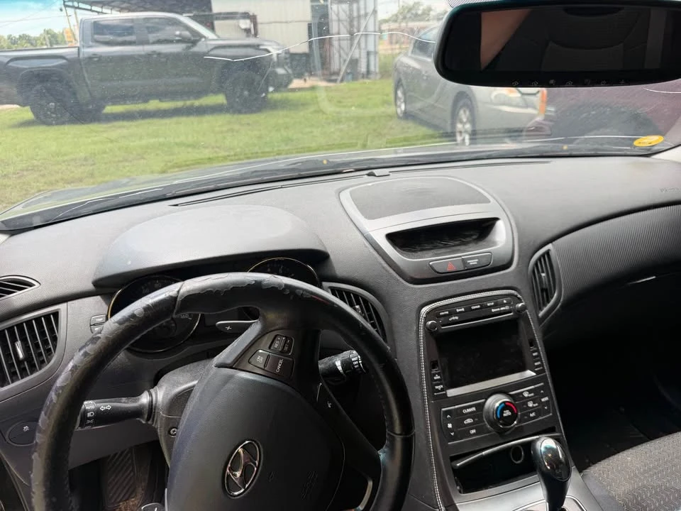 2012 Hyundai Genesis Coupe - Image 6 of 6