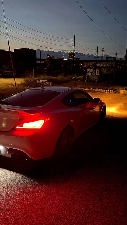 2012 Hyundai Genesis Coupe - Image 3 of 10