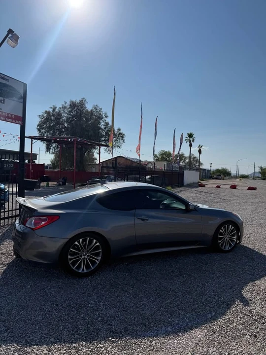2012 Hyundai Genesis Coupe - Image 2 of 9