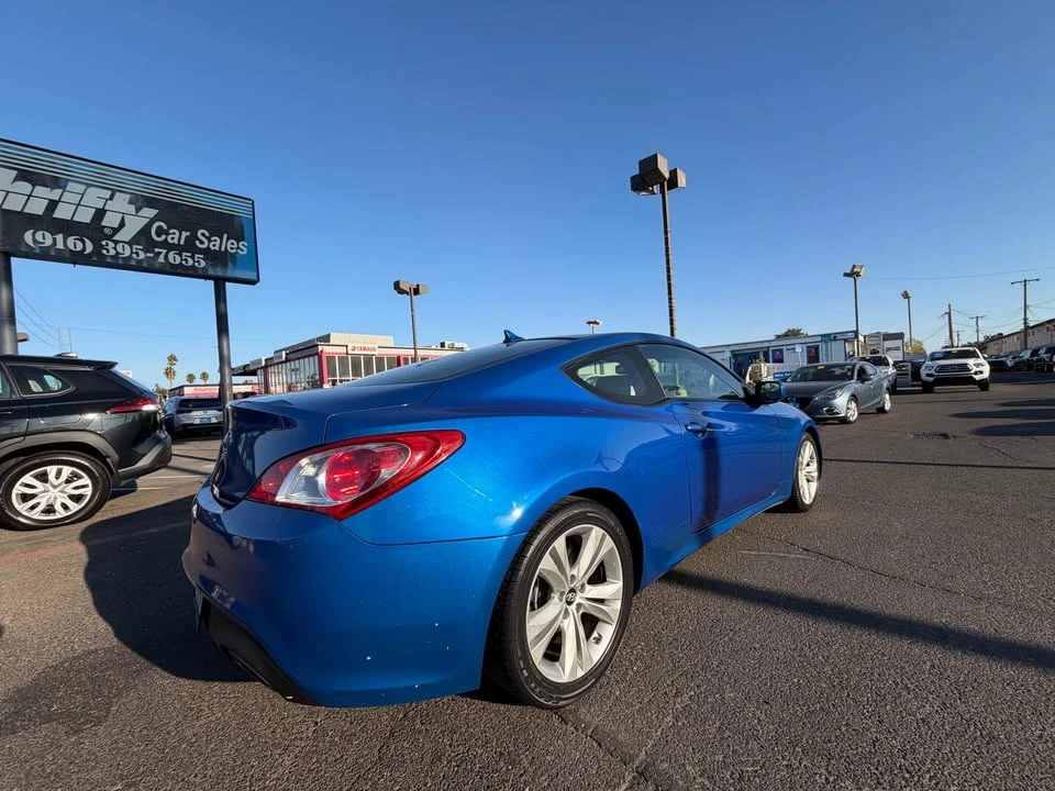 2012 Hyundai Genesis Coupe - Image 10 of 16