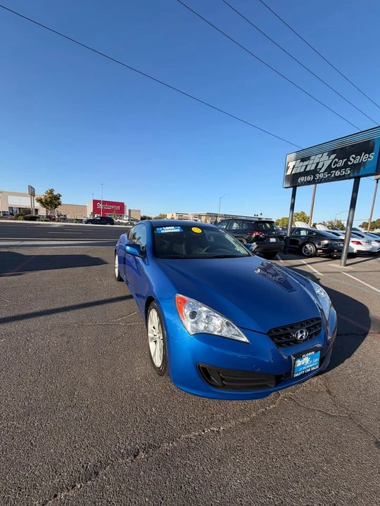 2012 Hyundai Genesis Coupe - Image 2 of 16