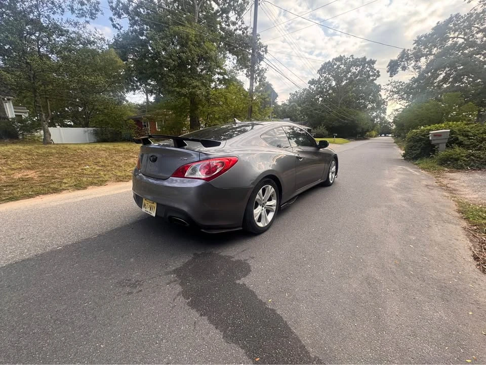 2012 Hyundai Genesis Coupe - Image 2 of 6