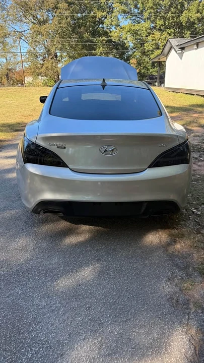 2012 Hyundai Genesis Coupe - Image 10 of 20