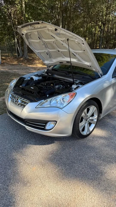 2012 Hyundai Genesis Coupe - Image 7 of 20