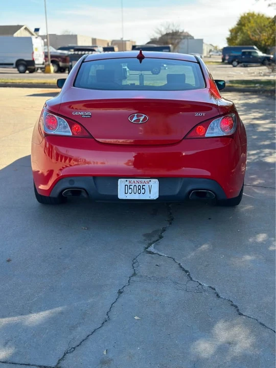 2012 Hyundai Genesis Coupe - Image 4 of 14