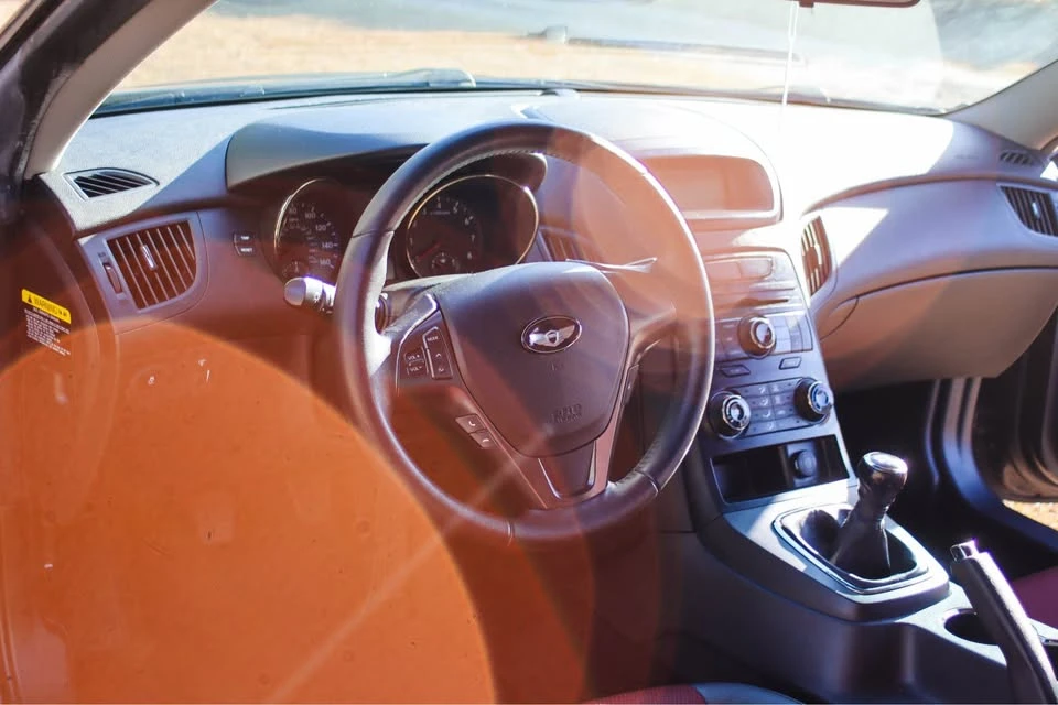 2012 Hyundai Genesis Coupe - Image 11 of 16