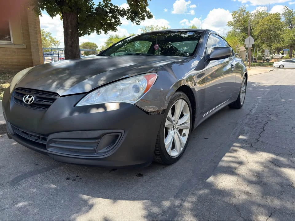 2012 Hyundai Genesis Coupe - Image 3 of 10