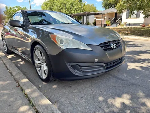 2012 Hyundai Genesis Coupe 2.0T R-Spec