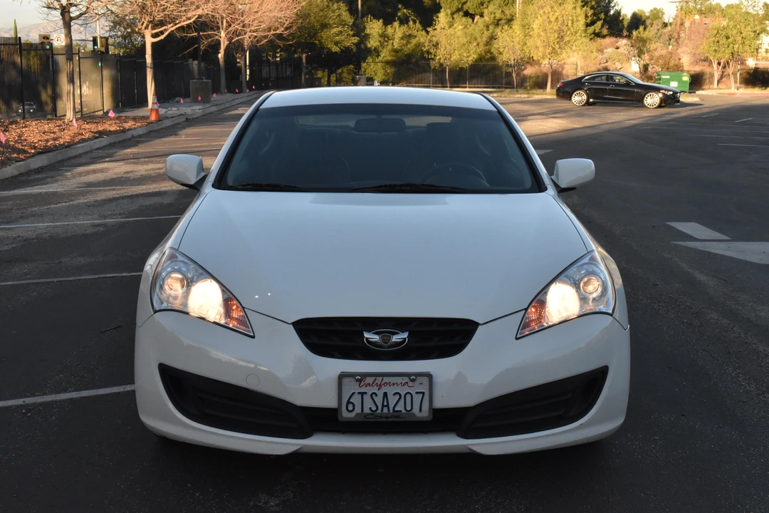 2012 Hyundai Genesis Coupe - Image 8 of 30