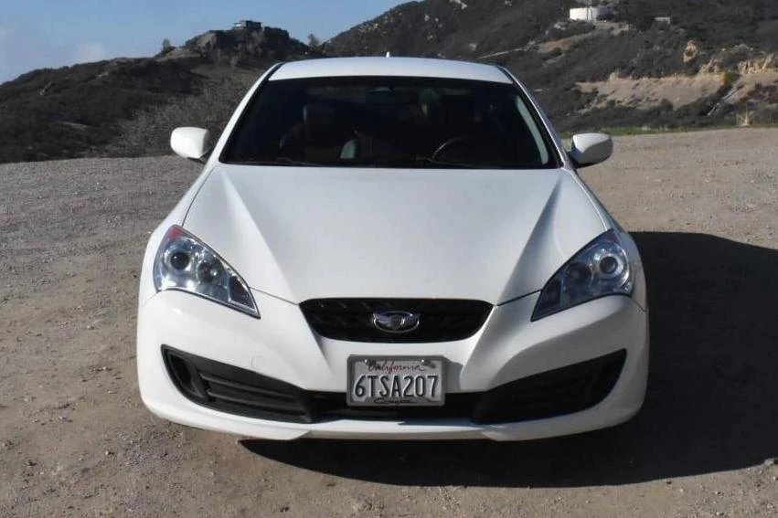 2012 Hyundai Genesis Coupe - Image 2 of 30