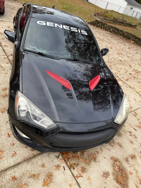2012 Hyundai Genesis Coupe - Image 2 of 14