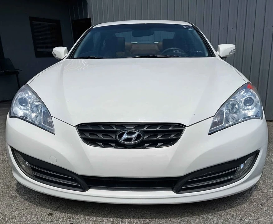 2012 Hyundai Genesis Coupe - Image 8 of 13