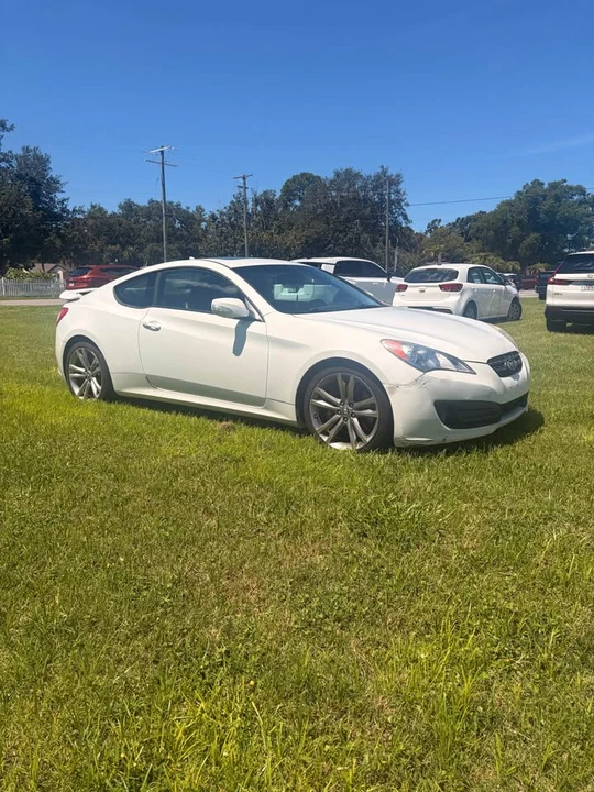 2012 Hyundai Genesis Coupe - Image 6 of 7