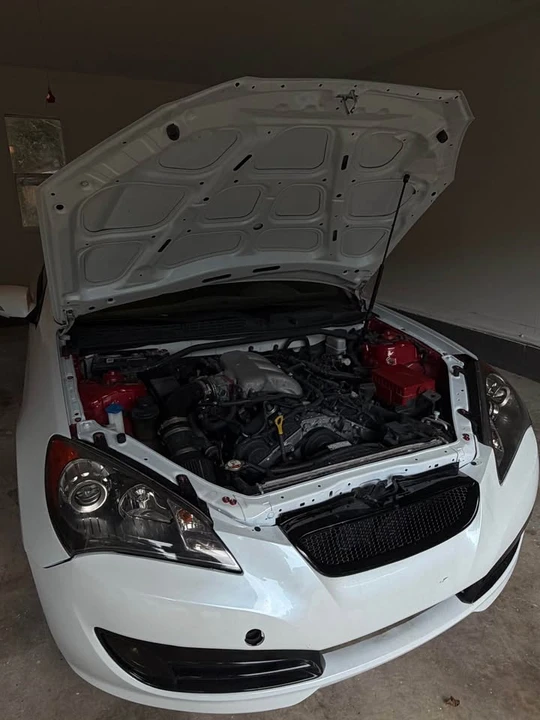 2012 Hyundai Genesis Coupe - Image 2 of 11