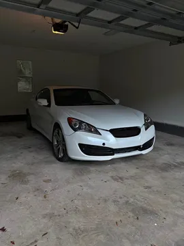 2012 Hyundai Genesis Coupe 3.8 Coupe 2D