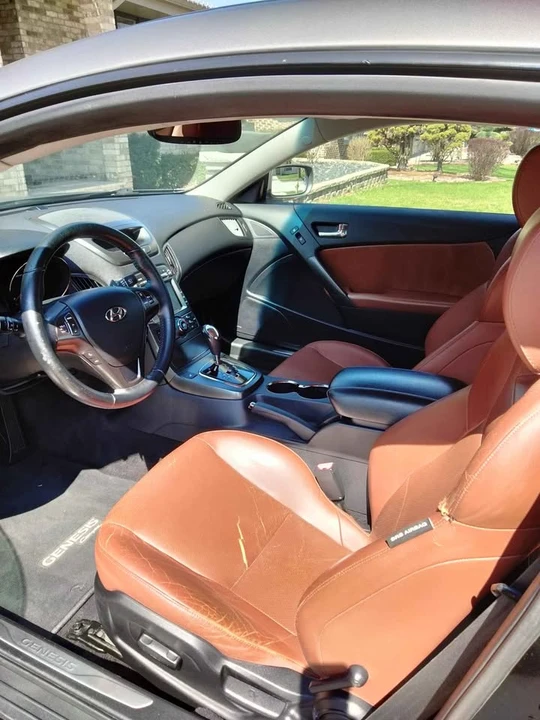 2012 Hyundai Genesis Coupe - Image 5 of 6