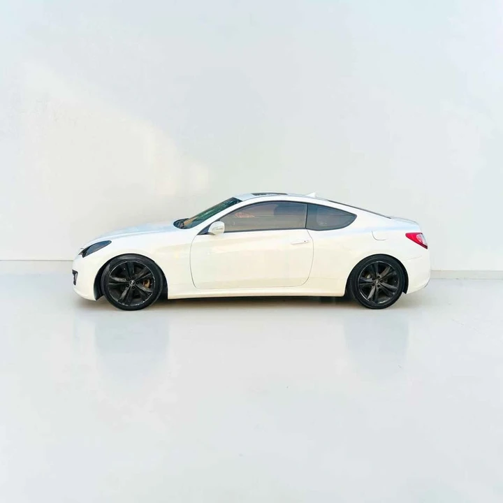 2012 Hyundai Genesis Coupe - Image 3 of 13