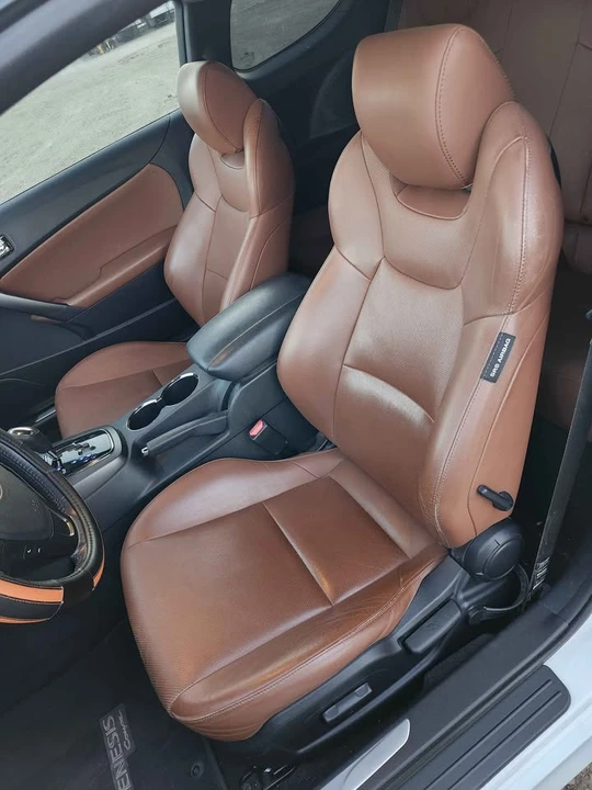 2012 Hyundai Genesis Coupe - Image 9 of 12