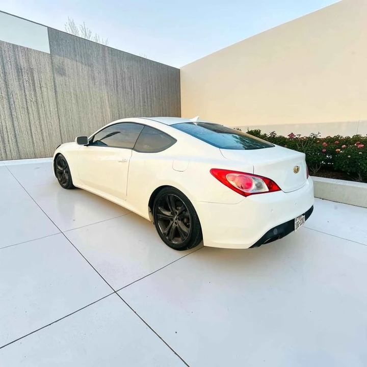 2012 Hyundai Genesis Coupe - Image 4 of 13