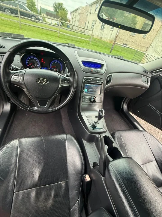 2012 Hyundai Genesis Coupe - Image 6 of 6