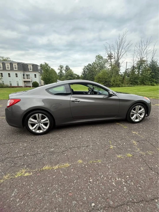 2012 Hyundai Genesis Coupe - Image 3 of 6