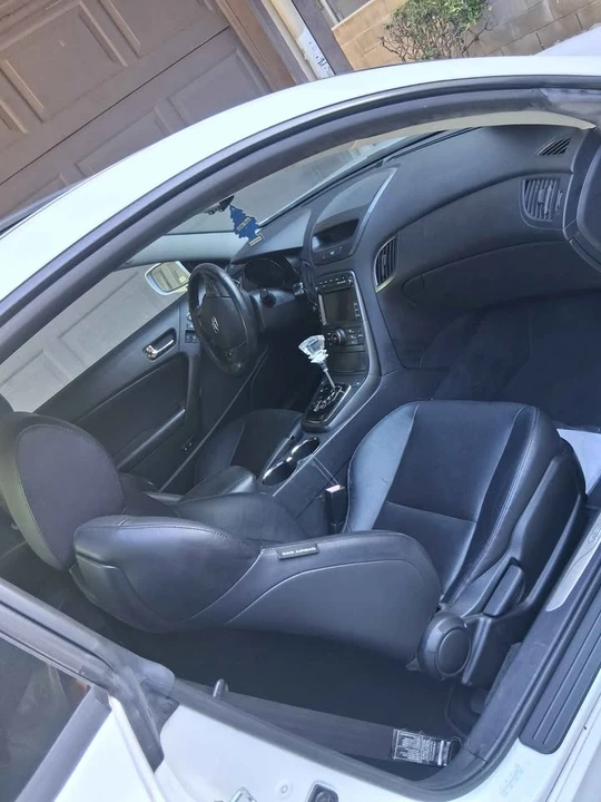 2012 Hyundai Genesis Coupe - Image 8 of 13