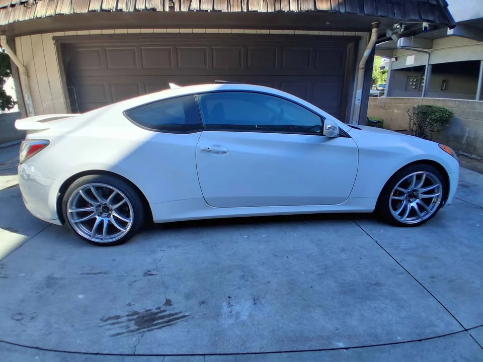 2012 Hyundai Genesis Coupe - Image 9 of 13
