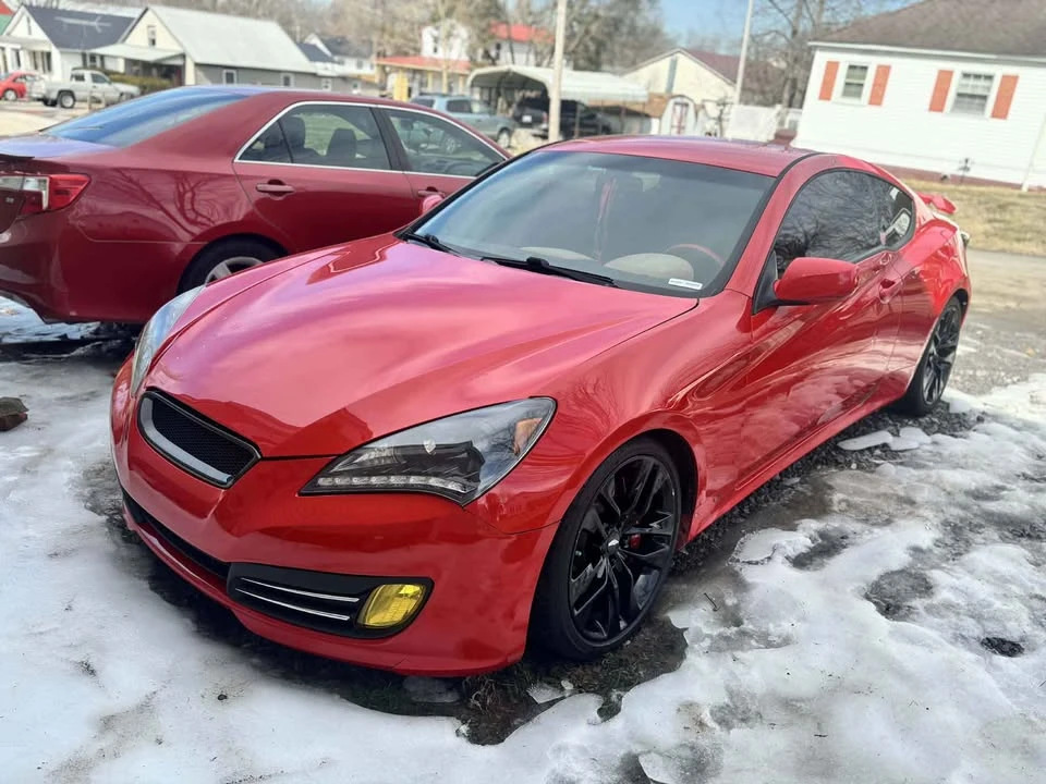 2012 Hyundai Genesis Coupe - Image 2 of 2