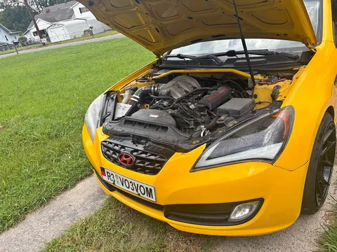 2012 Hyundai Genesis Coupe 3.8 R-Spec