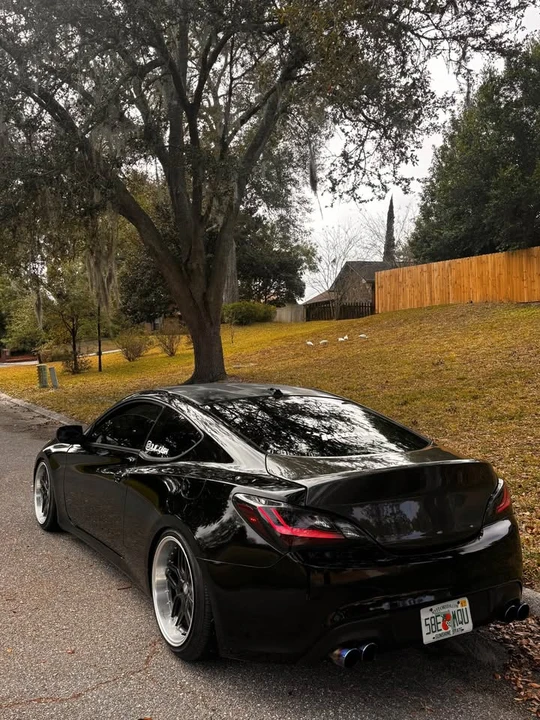 2012 Hyundai Genesis Coupe - Image 5 of 6