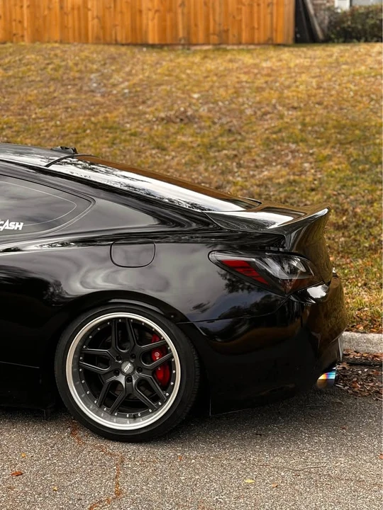 2012 Hyundai Genesis Coupe - Image 4 of 6