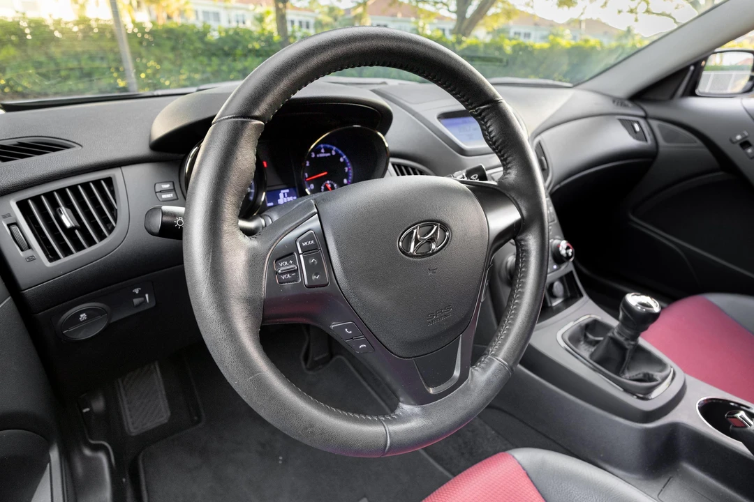 2012 Hyundai Genesis Coupe - Image 31 of 31
