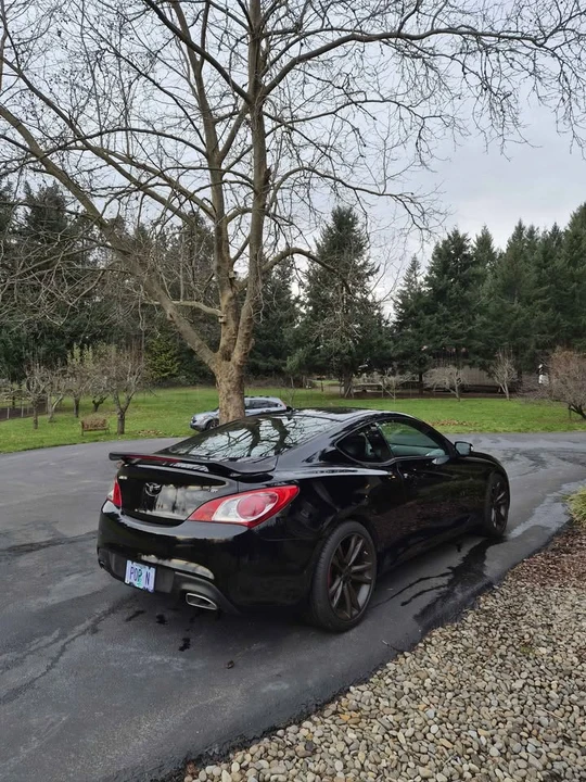 2012 Hyundai Genesis Coupe - Image 18 of 18