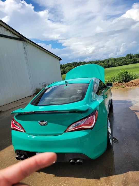 2012 Hyundai Genesis Coupe - Image 10 of 19