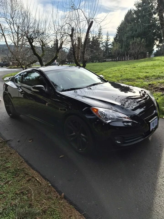 2012 Hyundai Genesis Coupe - Image 4 of 18