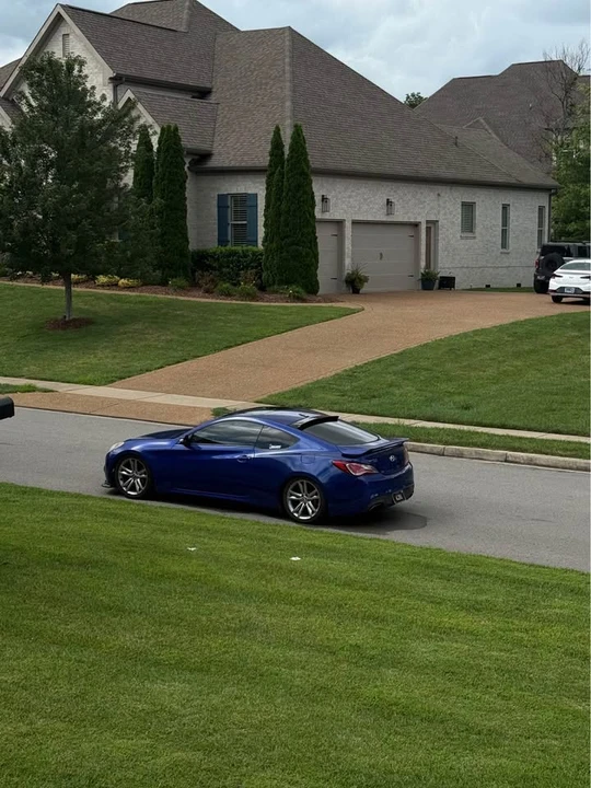 2012 Hyundai Genesis Coupe - Image 5 of 6