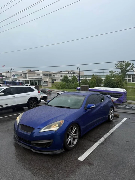 2012 Hyundai Genesis Coupe - Image 6 of 6