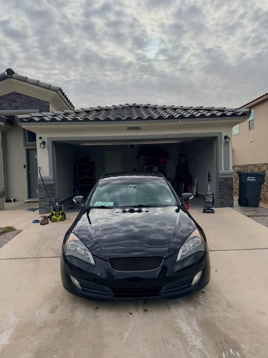 2012 Hyundai Genesis Coupe - Image 2 of 11