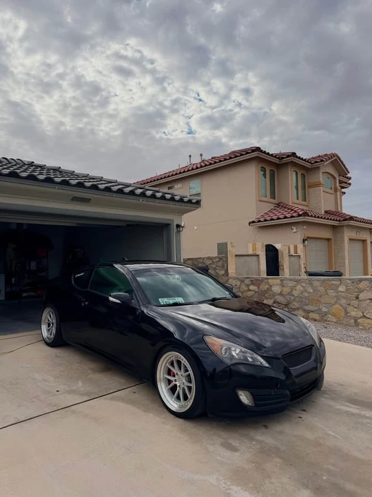 2012 Hyundai Genesis Coupe - Image 3 of 11