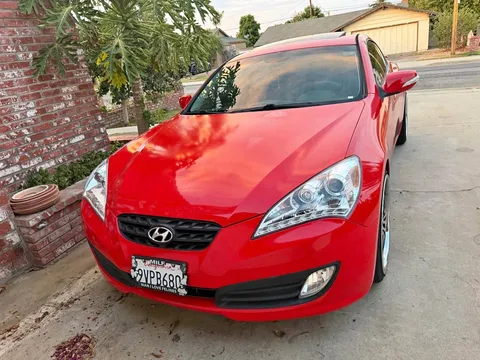 2012 Hyundai Genesis Coupe 3.8 Track Coupe 2D